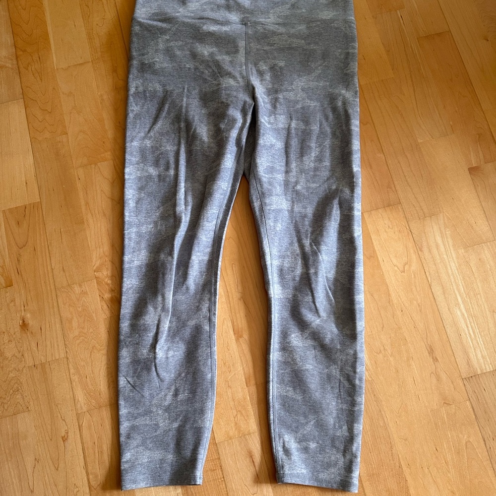 Vuori Gray Leggings